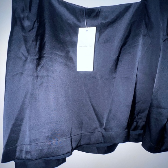 Abercrombie & Fitch Black Crop Top - Picture 3 of 6